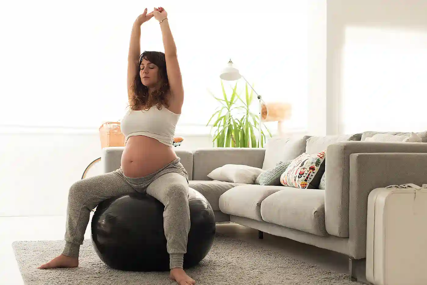 How to Support Your Core Safely During Pregnancy Berkhamsted